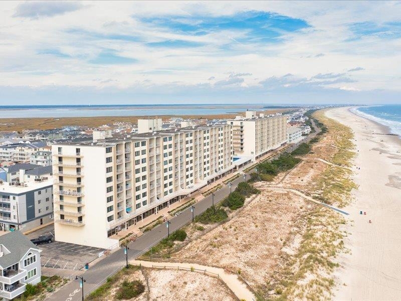 3700 Boardwalk, Sea Isle City, NJ 08243